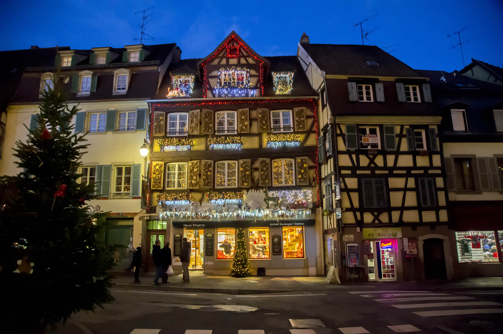 Noel_Colmar_maison_decoree_boulangerie-Kretz
